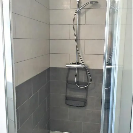 G4144 Semesterbostad *